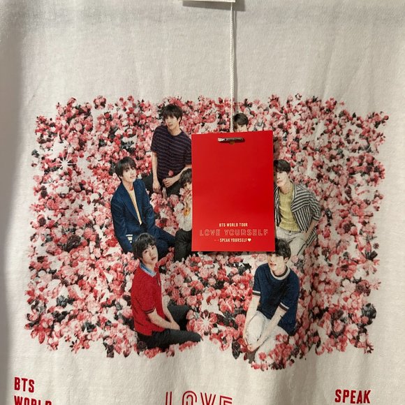 Brand New Original BTS World Tour- Love Yourself- White T-Shirt Size Large (NWT) - Picture 3 of 4